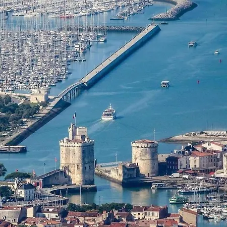 La Petite Clavette